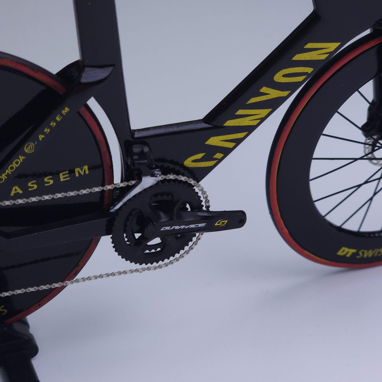 Canyon Aeroad CF SLX CFR ミニチュア モデル 1:12 ロードバイク | MVDP 友人や自分自身へのギフト |スケールモデル オーダーメイド 超リアル