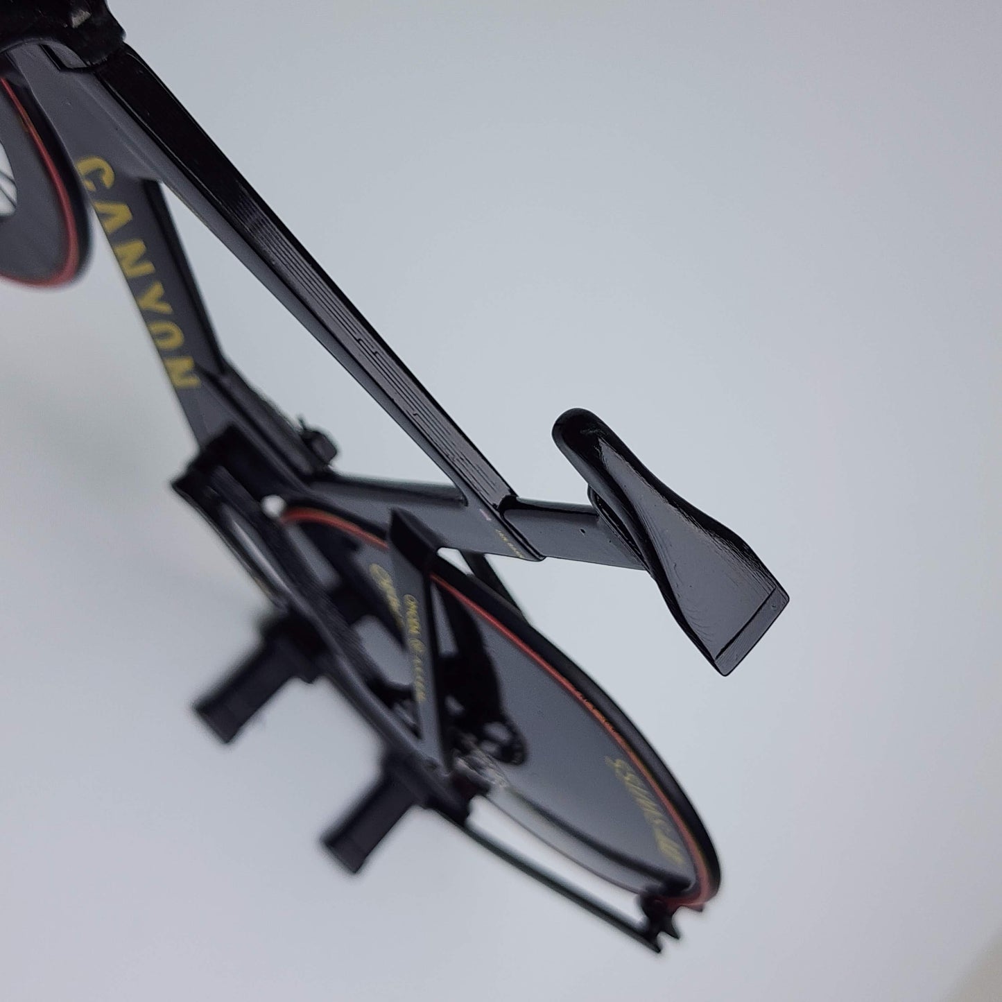 Canyon Aeroad CF SLX CFR ミニチュア モデル 1:12 ロードバイク | MVDP 友人や自分自身へのギフト |スケールモデル オーダーメイド 超リアル