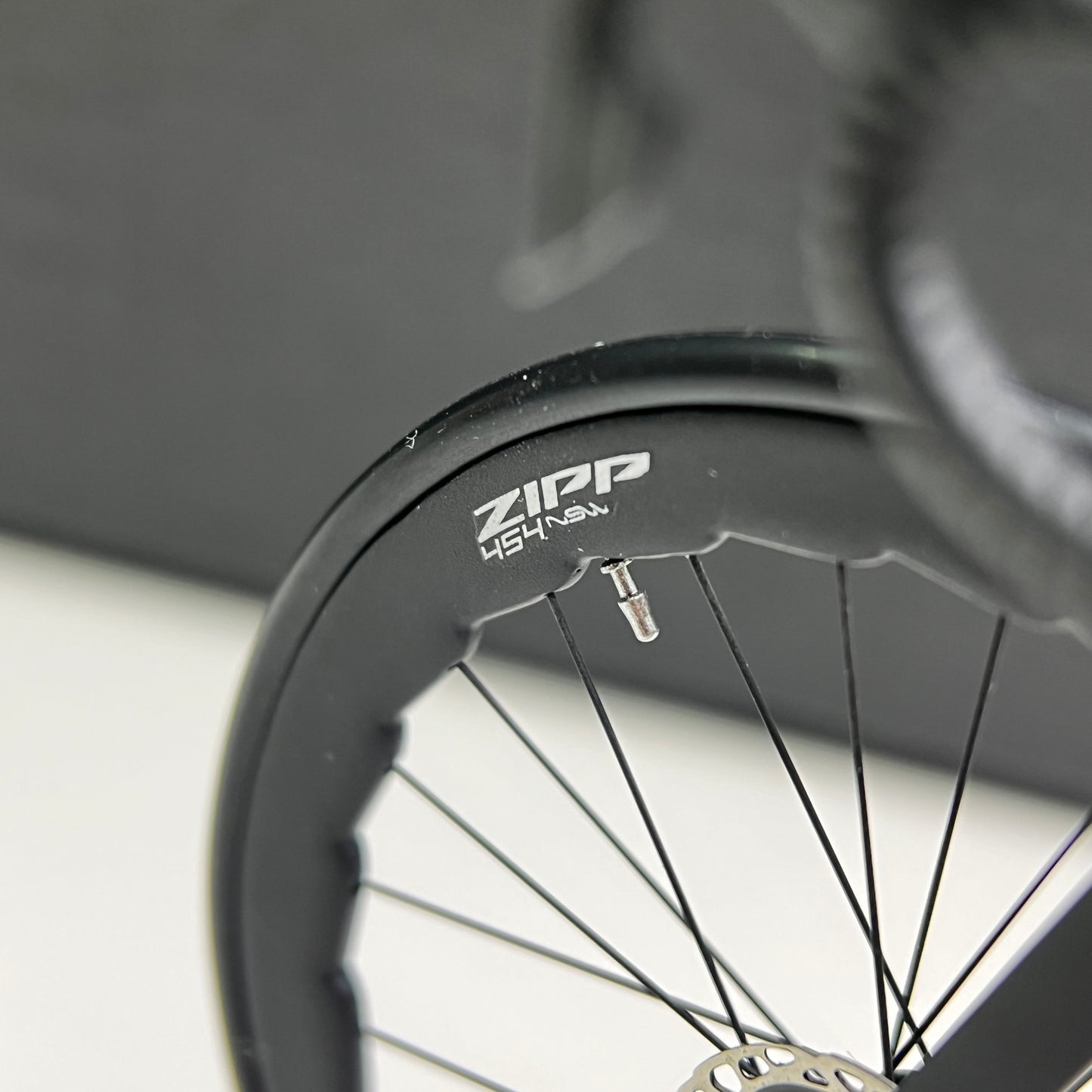 Canyon Aeroad CF SLX CFR Miniaturmodell 1:12 Rennrad | MVDP-Geschenk für deinen Partner oder dich selbst | Maßgeschneidertes, äußerst realistisches Modell