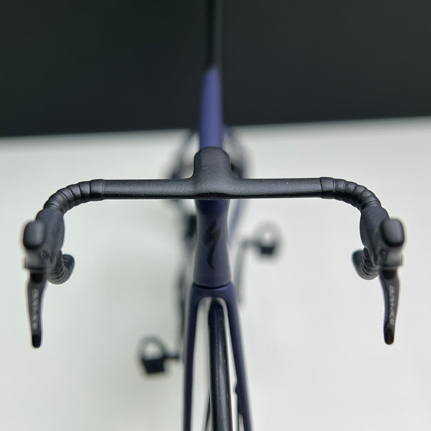 Specialized Miniatures Modell 1:12 Sworks SL7 SL8 Venge Aethos Rennrad | Geschenk für Ihren Partner oder sich selbst. Maßstabsgetreues Modell