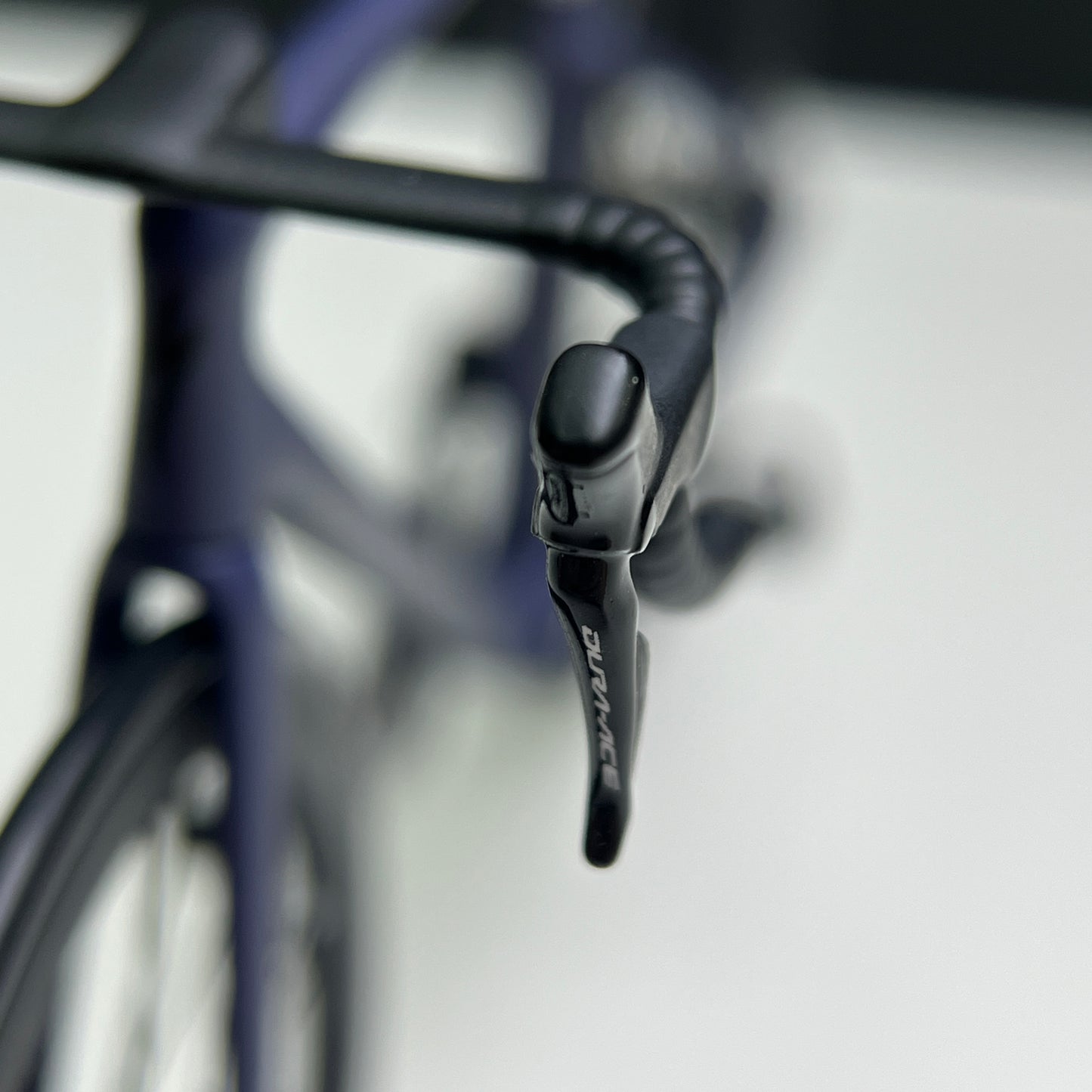 Specialized Miniatures Modell 1:12 Sworks SL7 SL8 Venge Aethos Rennrad | Geschenk für Ihren Partner oder sich selbst. Maßstabsgetreues Modell