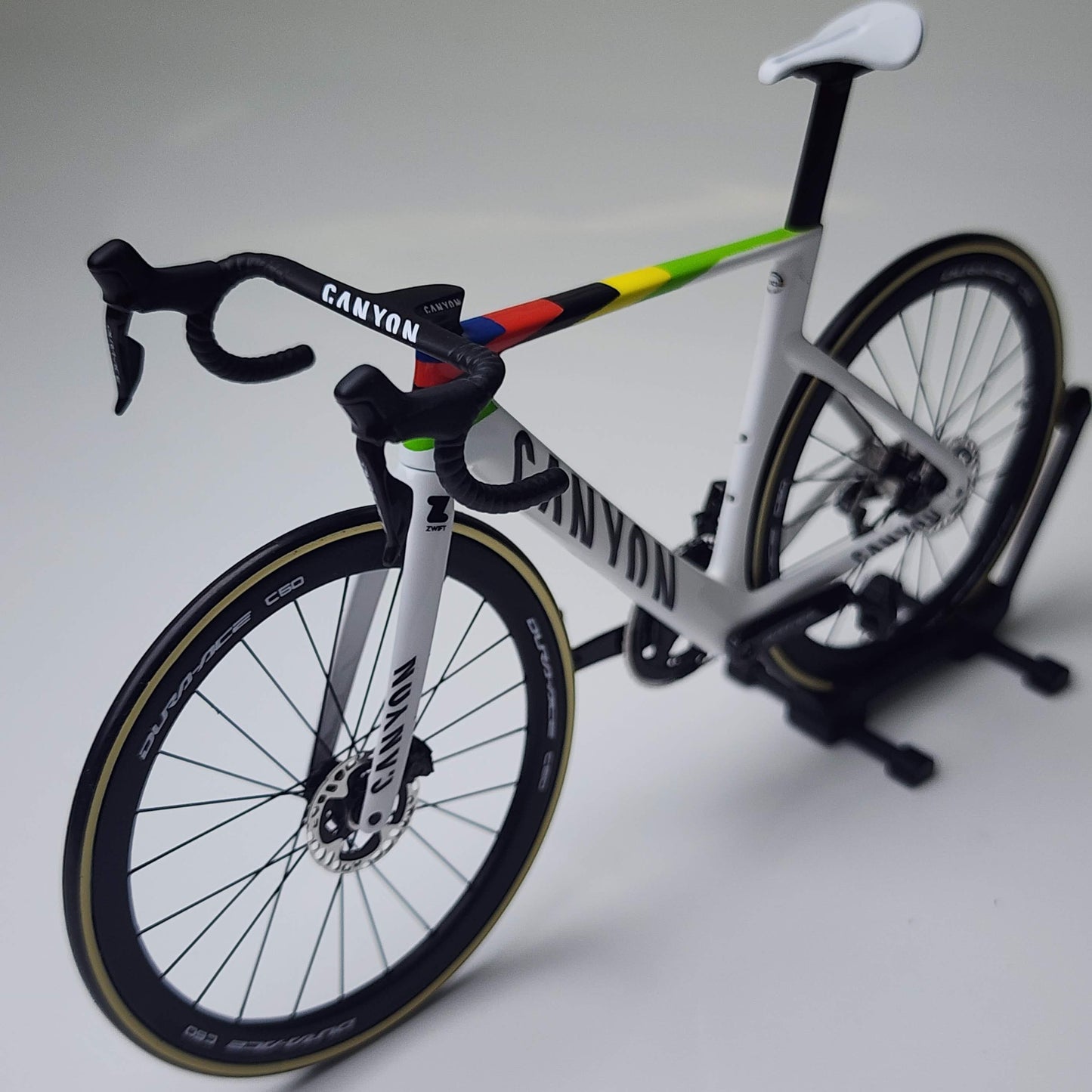 Canyon Aeroad CF SLX CFR 미니어처 모델 1:12 로드바이크 | 친구나 자신을 위한 MVDP 선물 | 축소 모형 맞춤형 초현실적
