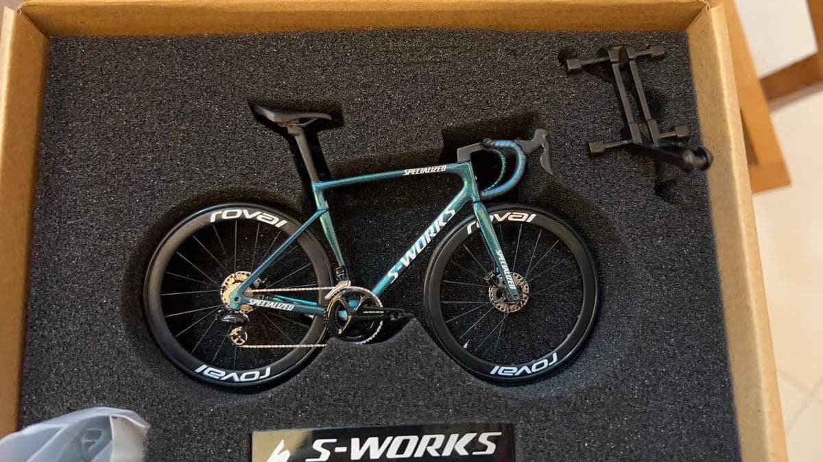 Miniaturas especializadas modelo 1:12 Sworks SL7 SL8 Venge Aethos Roadbike | Presente para seu companheiro ou para você mesmo Modelo em escala