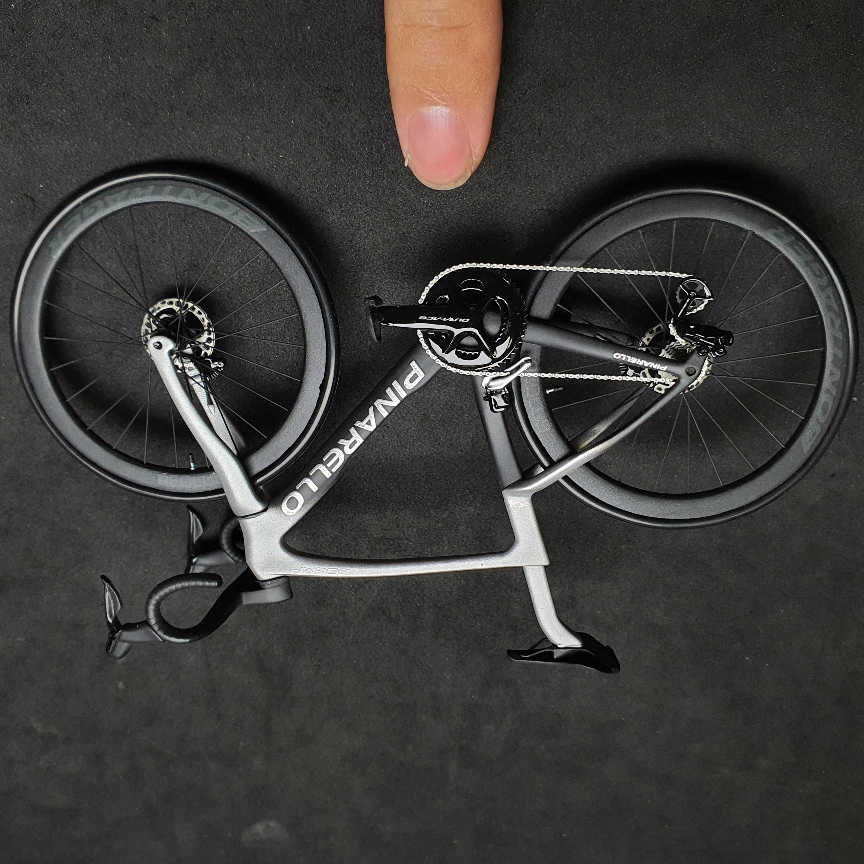 Pinarello Dogma F X F12 F10 F8 Miniature Model 1:12 | Gift for your mate or  yourself | Scale Model | Custom-Made Miniatures Model – Miniature Cycling