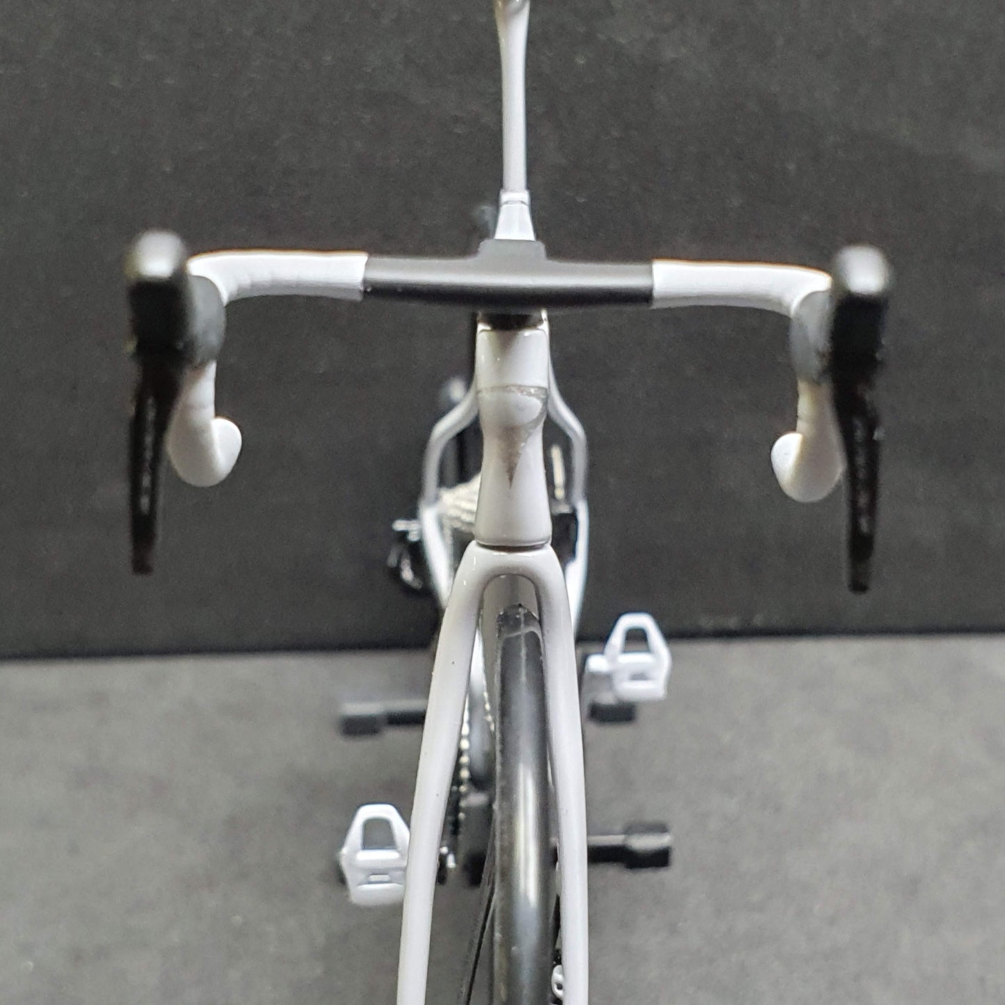 Pinarello Dogma F X F12 F10 F8 Miniature Model 1:12 Roadbike | Scale Models | Custom-Made Miniatures Model