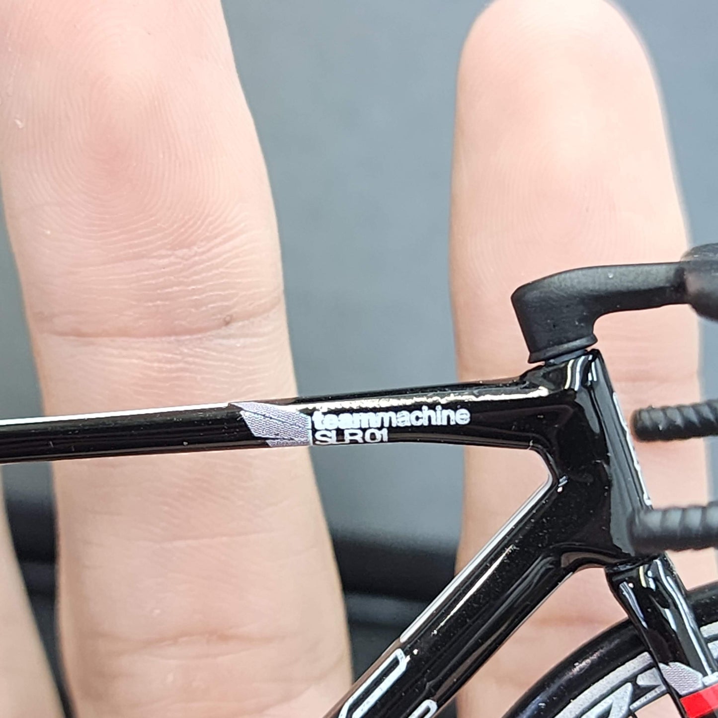 BMC Teammachine SLR 01 1:12 Modelo em miniatura personalizado