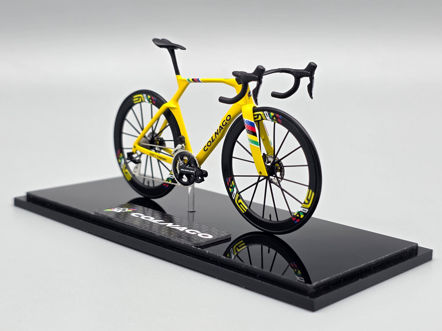 1:18 Colnago Y1Rs Miniatures Model Roadbike Display | Scale Model | Custom-Made Ultra Realistic