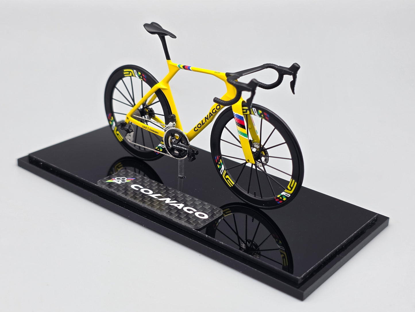 1:18 Colnago Y1Rs Miniatures Model Roadbike Display | Scale Model | Custom-Made Ultra Realistic