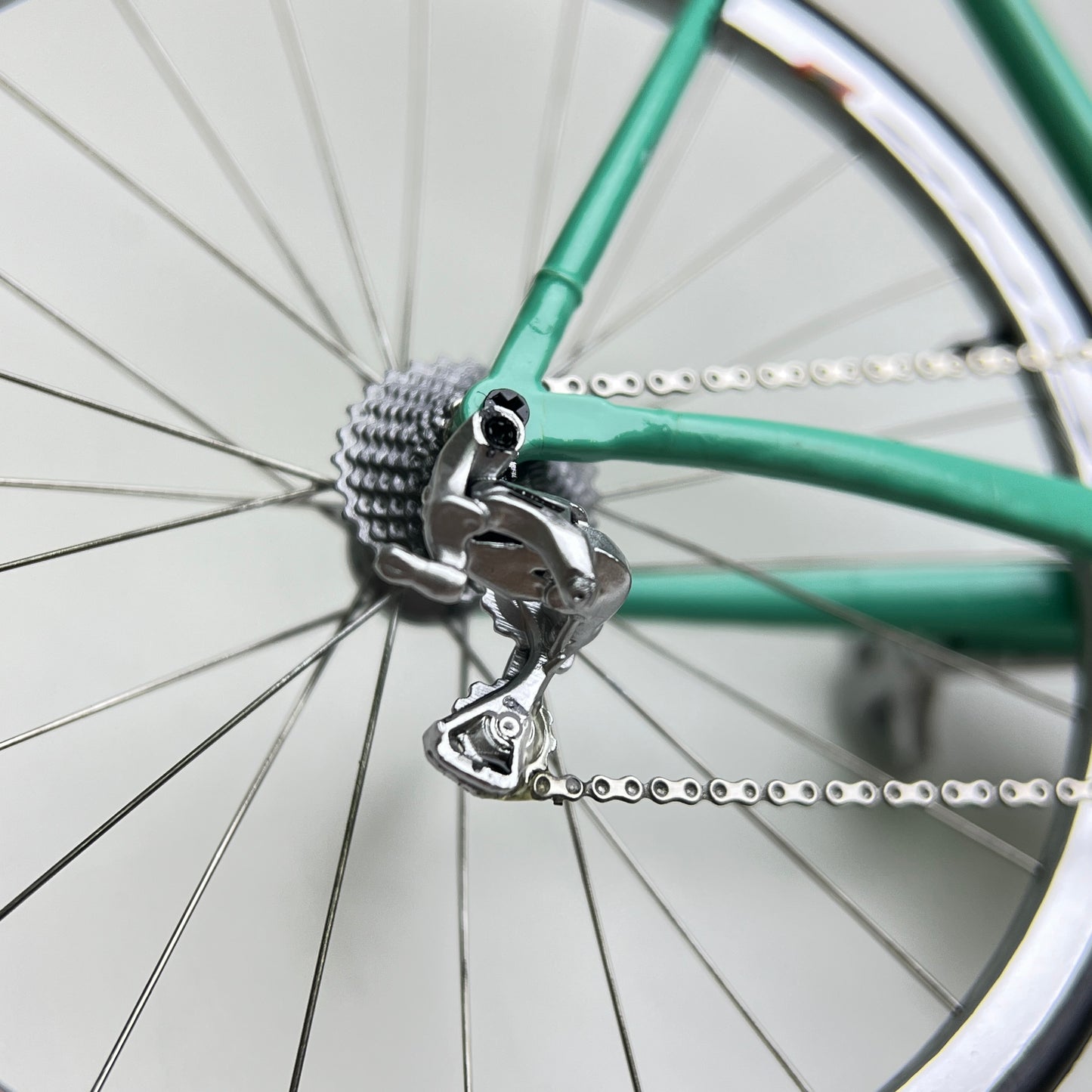 Bianchi Oltre XR4 Specialissima Miniaturas Modelo 1:12 Bicicleta de Carretera | Regalo para tu pareja o para ti mismo | Modelo a escala | Ultra realista hecho a medida