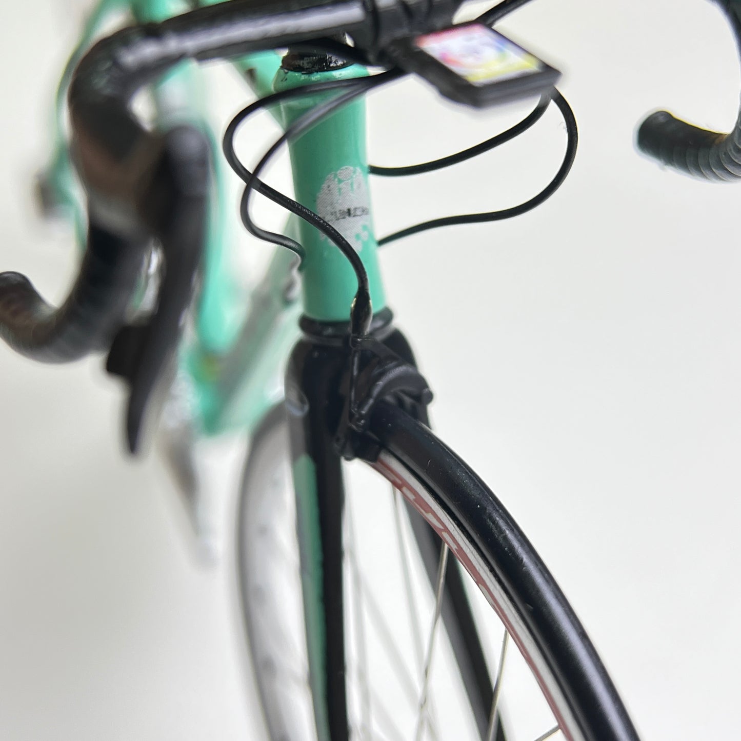 Bianchi Oltre XR4 Specialissima Miniaturas Modelo 1:12 Bicicleta de Carretera | Regalo para tu pareja o para ti mismo | Modelo a escala | Ultra realista hecho a medida