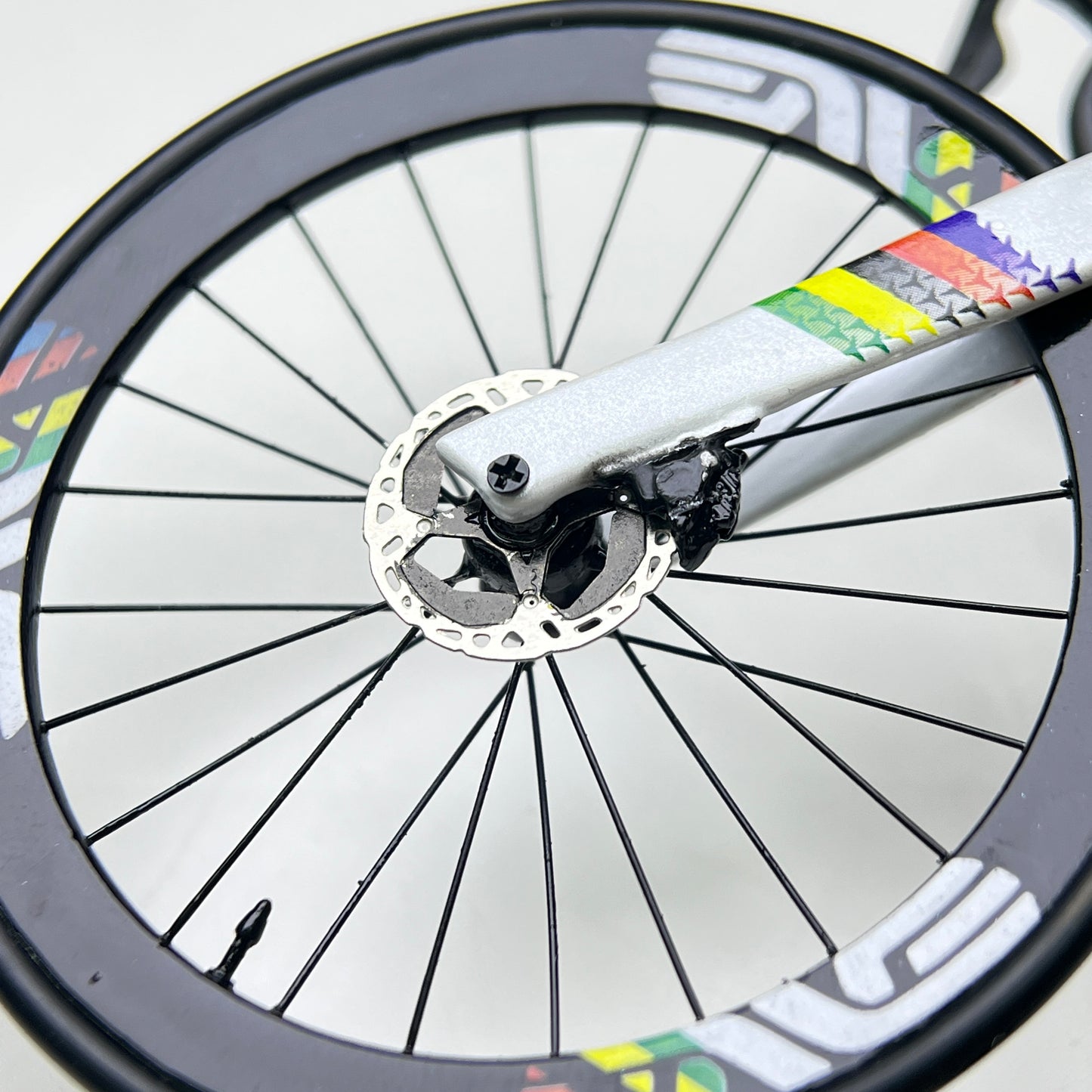 Colnago Y1Rs Pogacar Miniatures Model 1:12 Roadbike | Scale Model | Custom-Made Ultra Realistic