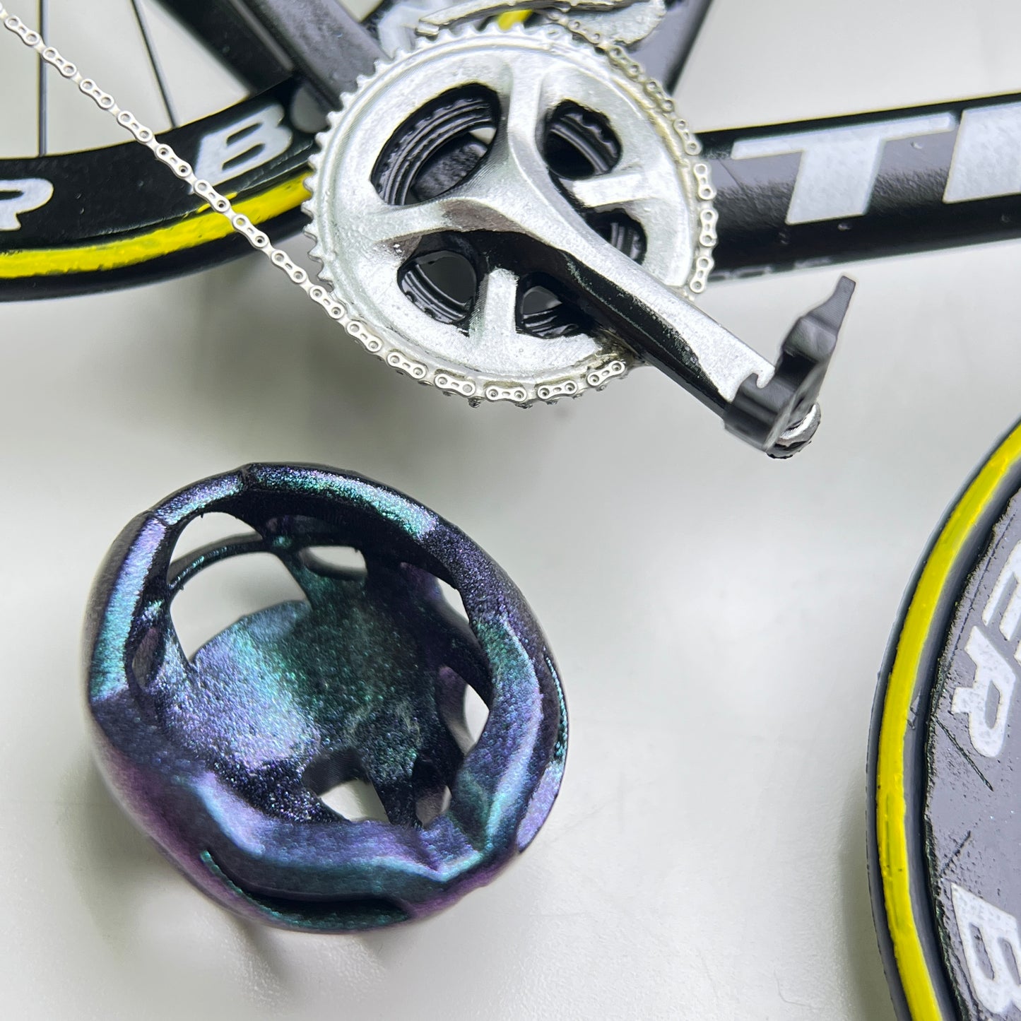 Trek Madone 9 Miniatures Model 1:12 Roadbike Cancellara | Scale Models | Custom-Made Ultra Realistic