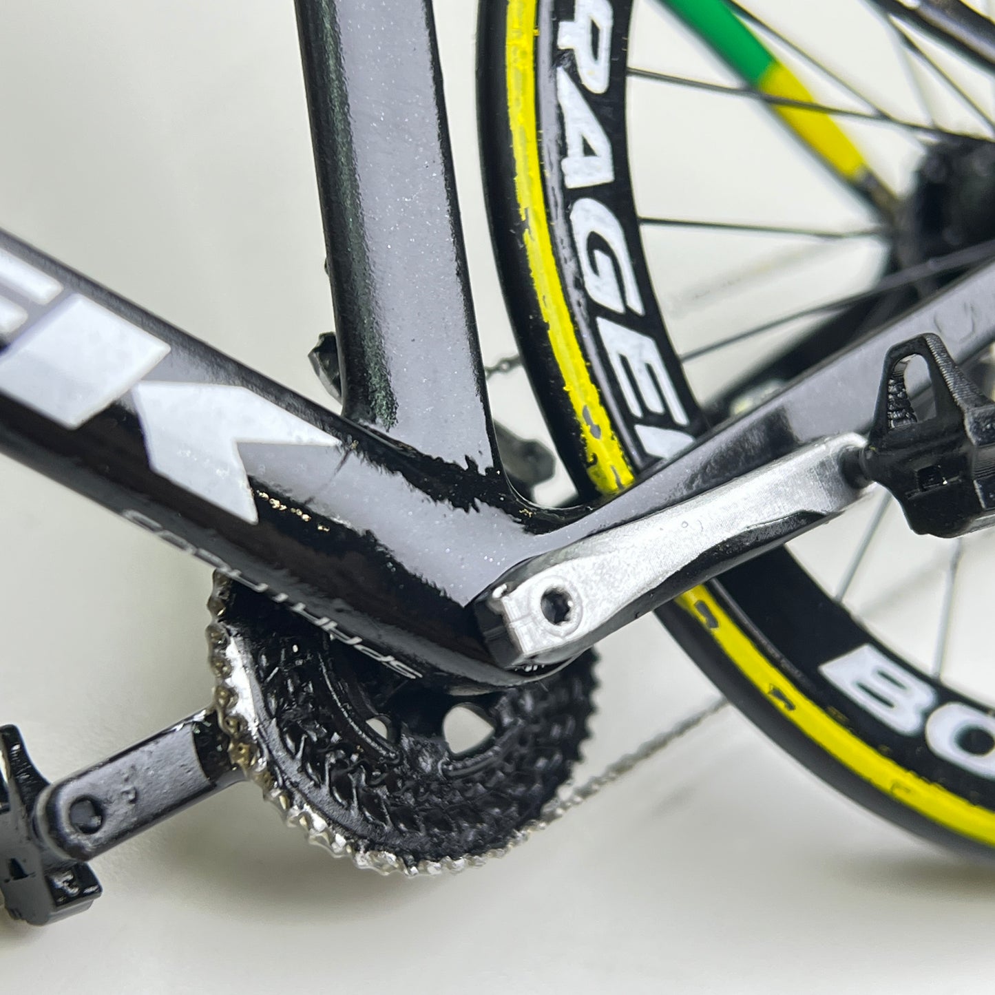 Trek Madone 9 Miniatures Model 1:12 Roadbike Cancellara | Scale Models | Custom-Made Ultra Realistic
