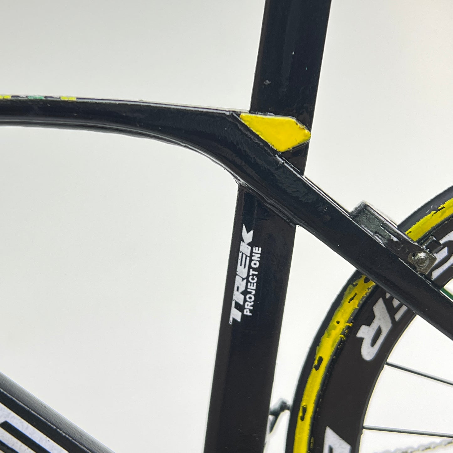 Trek Madone 9 Miniatures Model 1:12 Roadbike Cancellara | Scale Models | Custom-Made Ultra Realistic