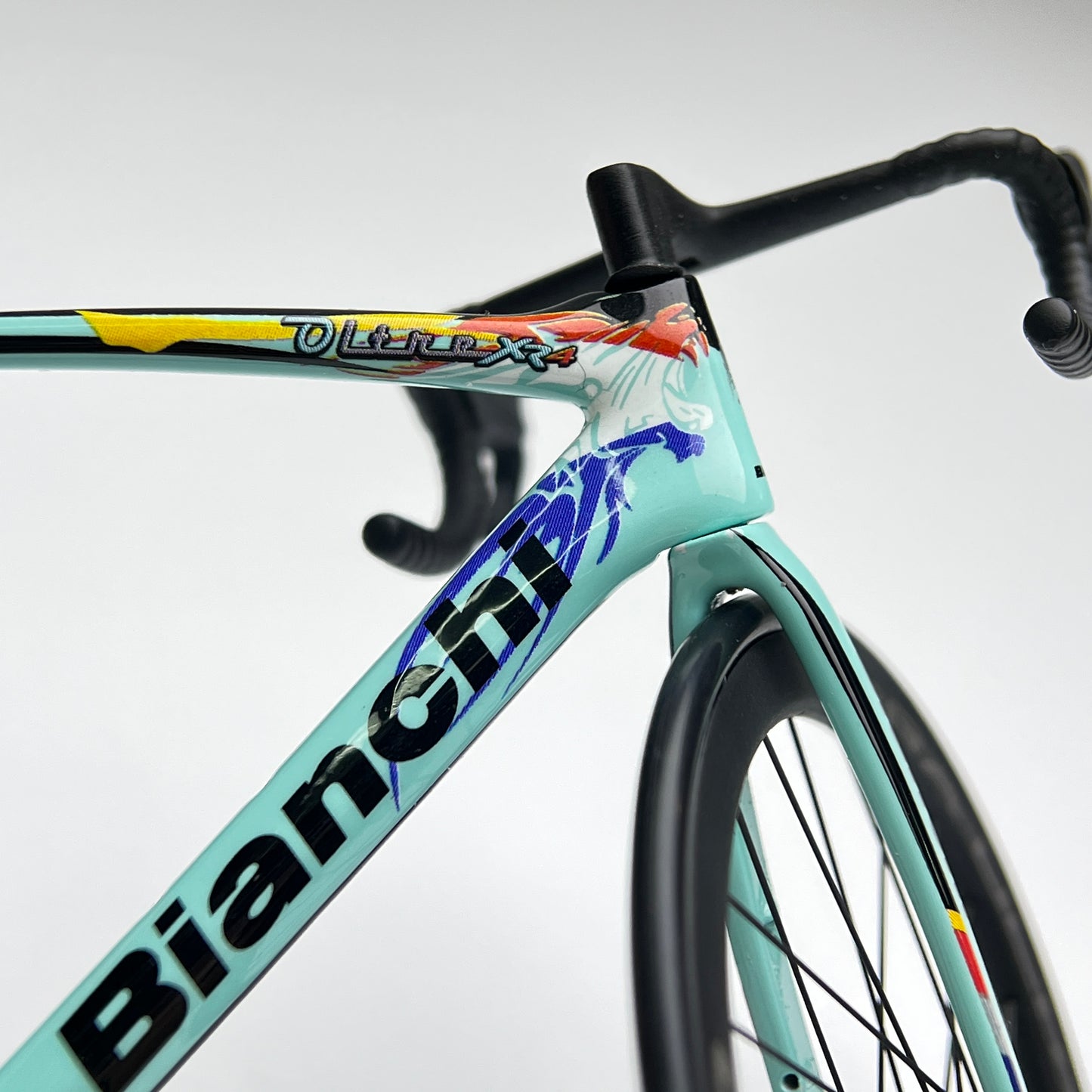 Bianchi Oltre XR4 Specialissima Miniaturas Modelo 1:12 Bicicleta de Carretera | Regalo para tu pareja o para ti mismo | Modelo a escala | Ultra realista hecho a medida