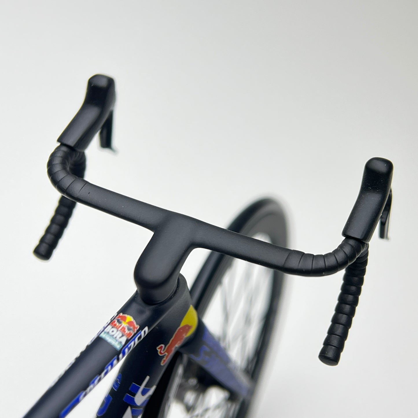 Specialized S-Works Tarmac SL8 LTD Red Bull 2025 TdF Miniatures Model 1:12 Compilation | Sworks Roadbike | Scale Models (Copy)