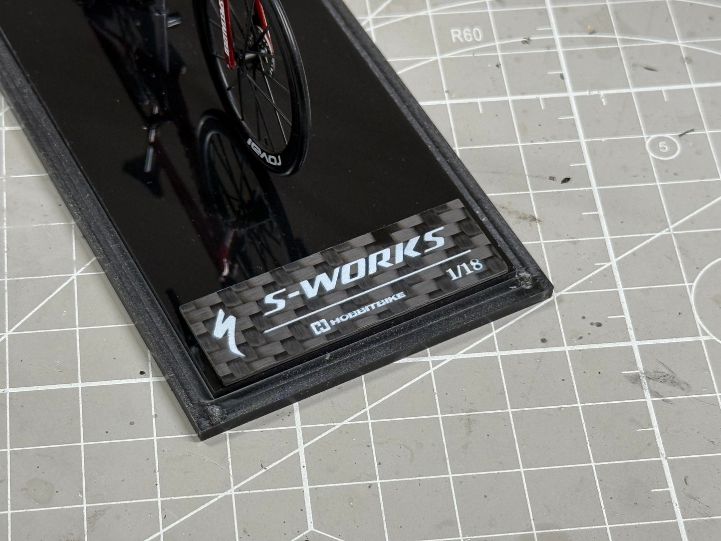 1:18 Specialized SL8 Single Colour Miniatures Model Roadbike Display | Scale Model | Custom-Made Ultra Realistic