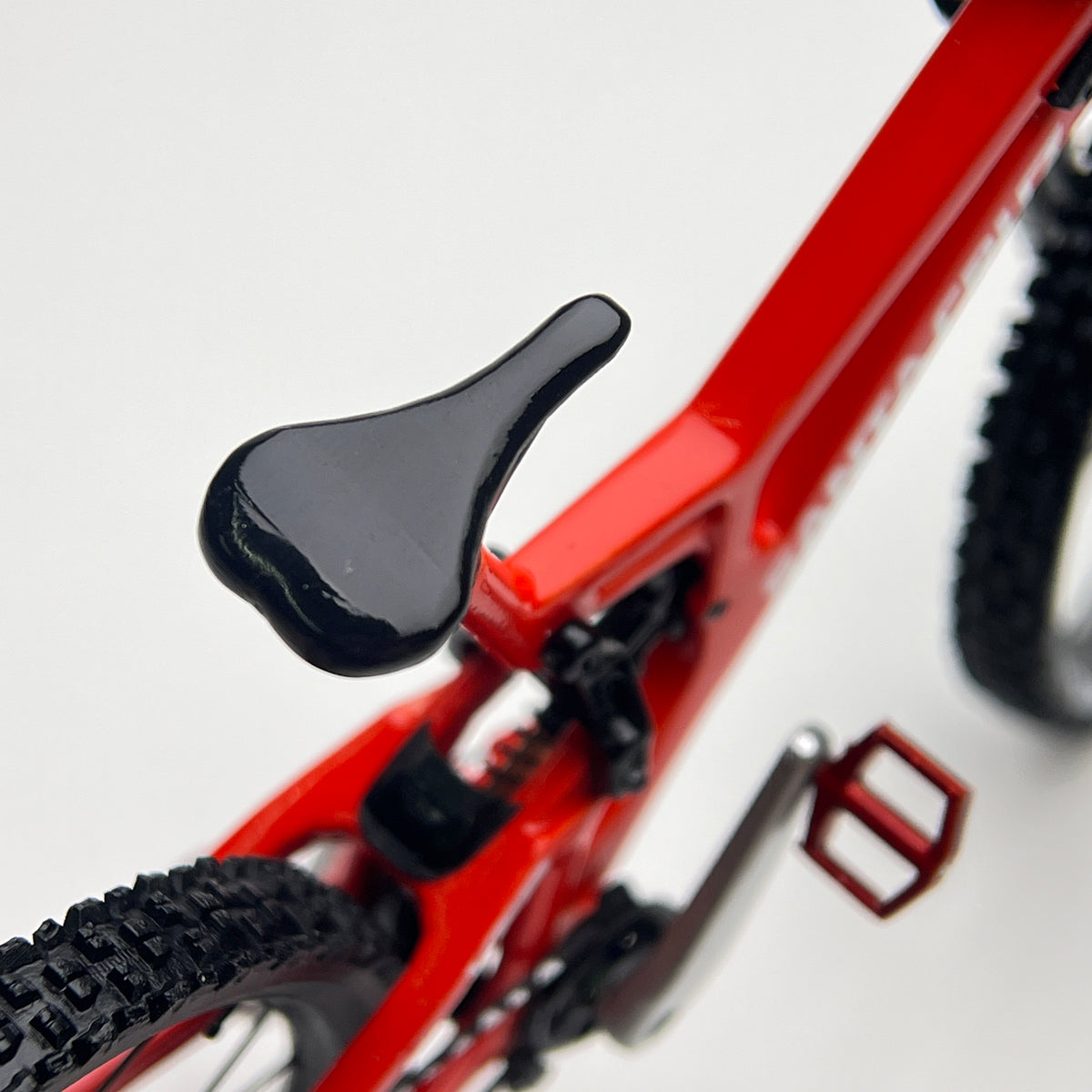 Santa Cruz V10 Scale Model | Miniature Bike Model