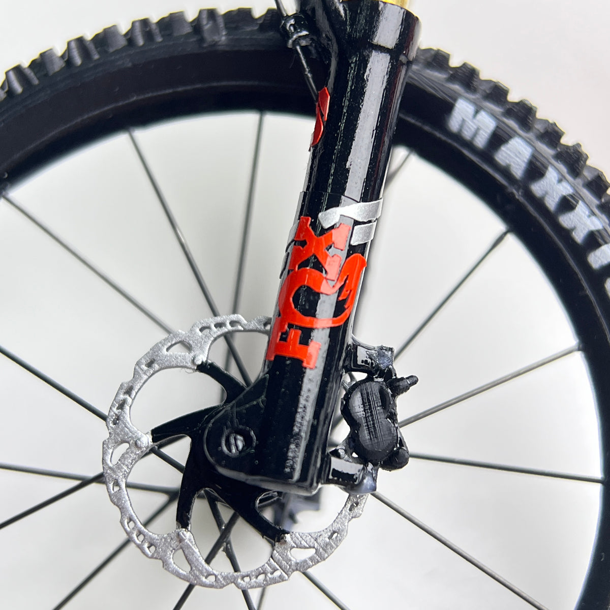 Santa Cruz V10 Scale Model | Miniature Bike Model
