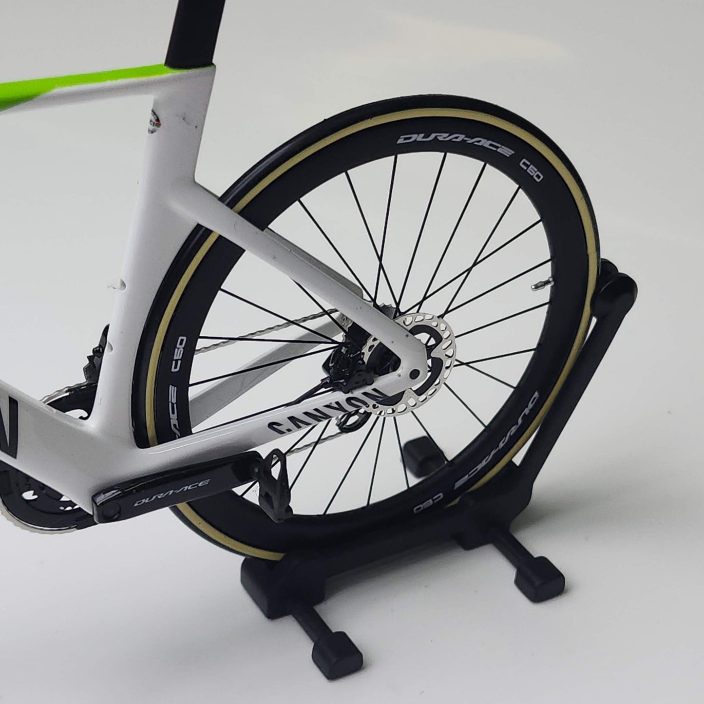 Canyon Aeroad CF SLX CFR 미니어처 모델 1:12 로드바이크 | 친구나 자신을 위한 MVDP 선물 | 축소 모형 맞춤형 초현실적