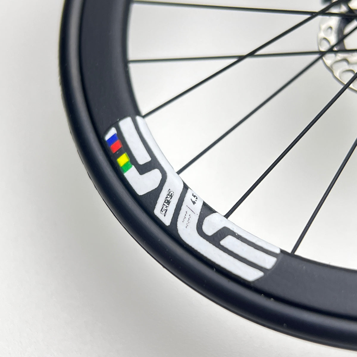 Bianchi Oltre XR4 Specialissima Miniatures Modèle 1:12 Vélo de route | Cadeau pour votre compagnon ou vous-même | Modèle réduit | Ultra réaliste sur mesure