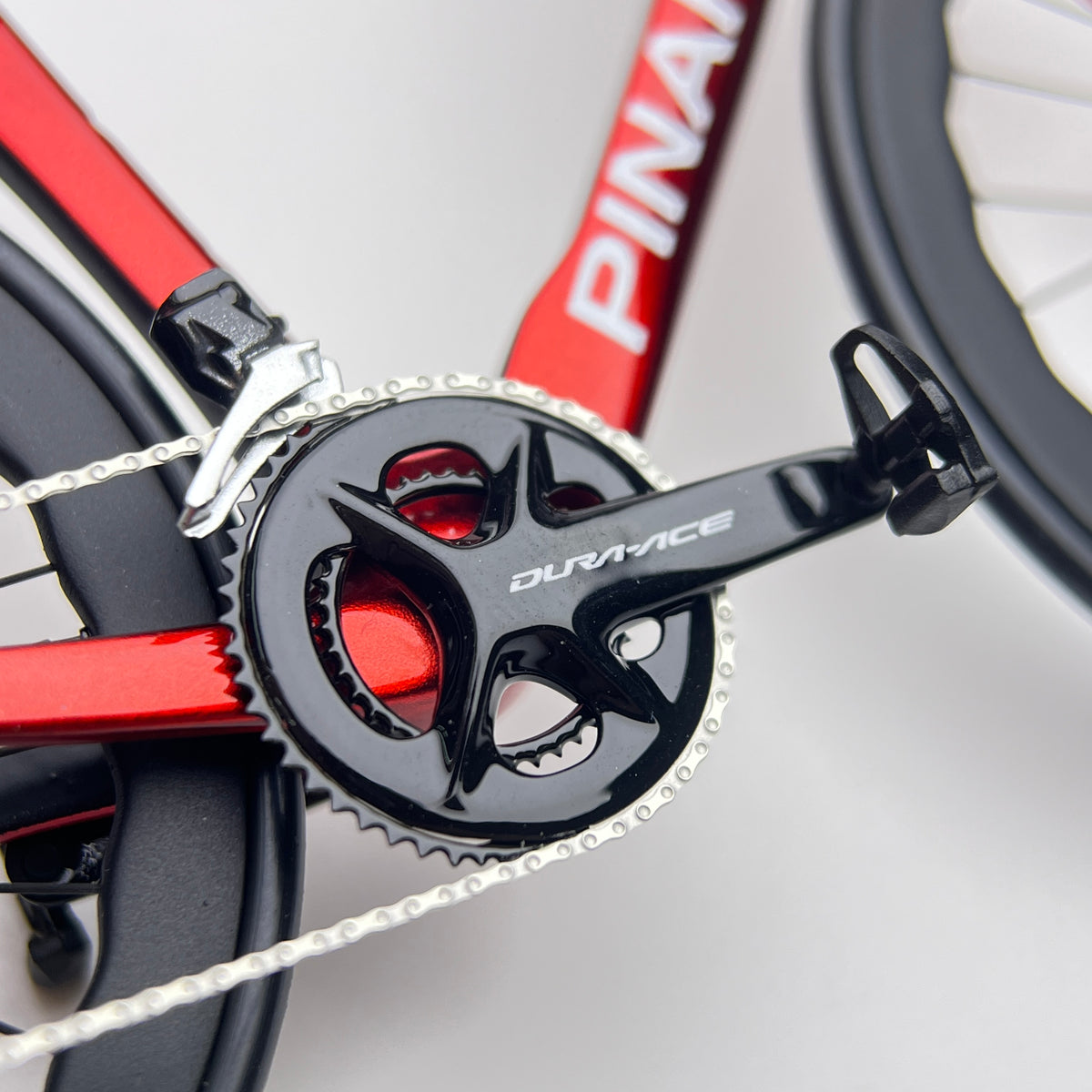 Pinarello Dogma F Stary Red Miniature Model 1:12 Roadbike | Scale Models | Custom-Made Miniatures Model