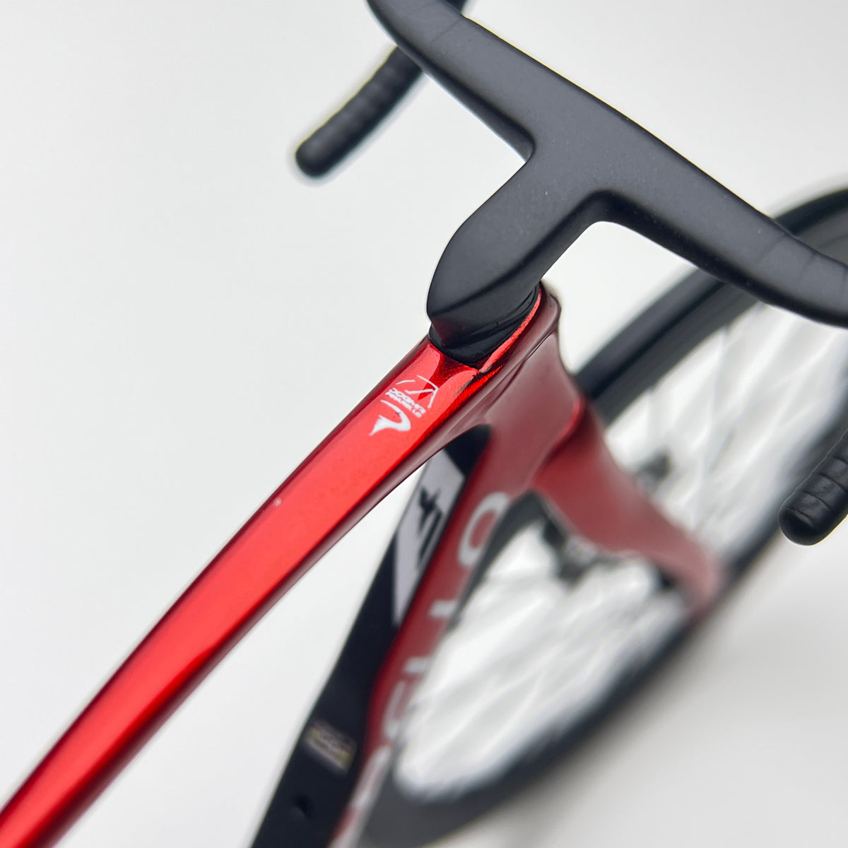Pinarello Dogma F Stary Red Miniature Model 1:12 Roadbike | Scale Models | Custom-Made Miniatures Model