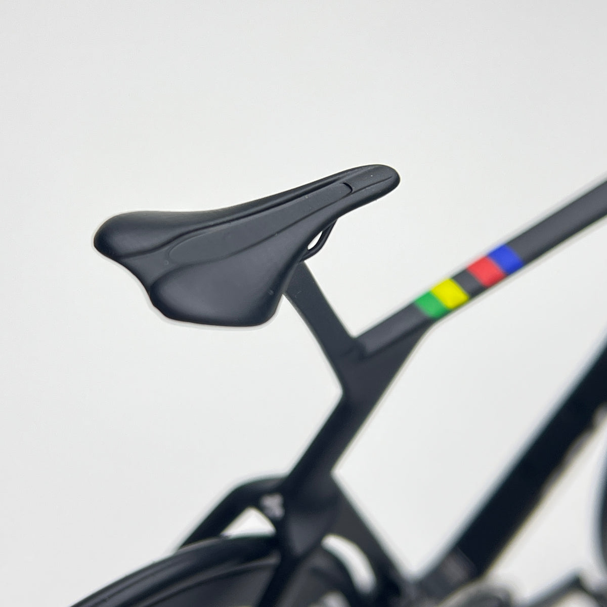 Bianchi Oltre XR4 Specialissima Miniatures Modèle 1:12 Vélo de route | Cadeau pour votre compagnon ou vous-même | Modèle réduit | Ultra réaliste sur mesure
