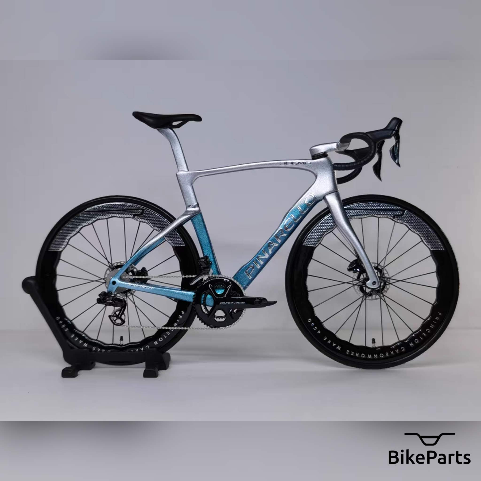 Pinarello Dogma F X F12 F10 F8 Miniature Model 1:12 | Gift for your mate or  yourself | Scale Model | Custom-Made Miniatures Model – Miniature Cycling