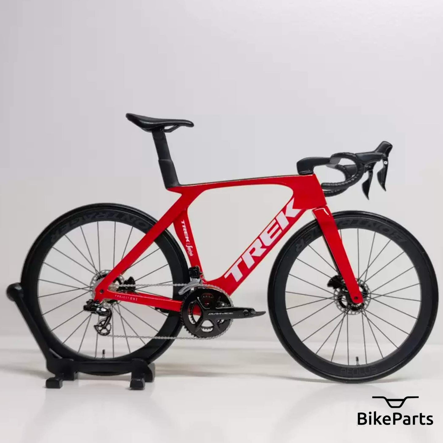 Trek Madone Gen 6 7 Miniaturas Modelo 1:12 Bicicleta de carretera | Regalo para tu pareja o para ti mismo | Modelo a escala | Ultra realista hecho a medida