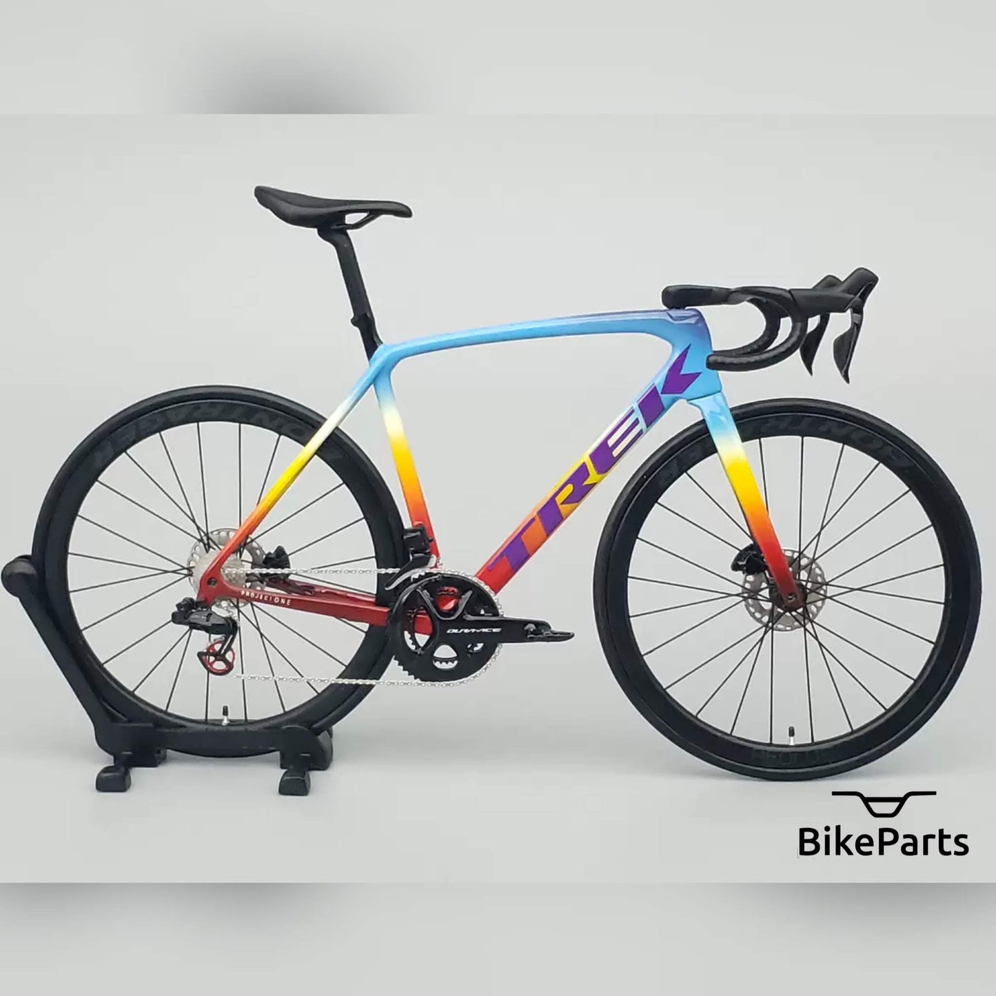 Trek Emonda Miniatures Model 1:12 Roadbike | Present till din partner eller dig själv | Skalmodell | Skräddarsydd ultrarealistisk