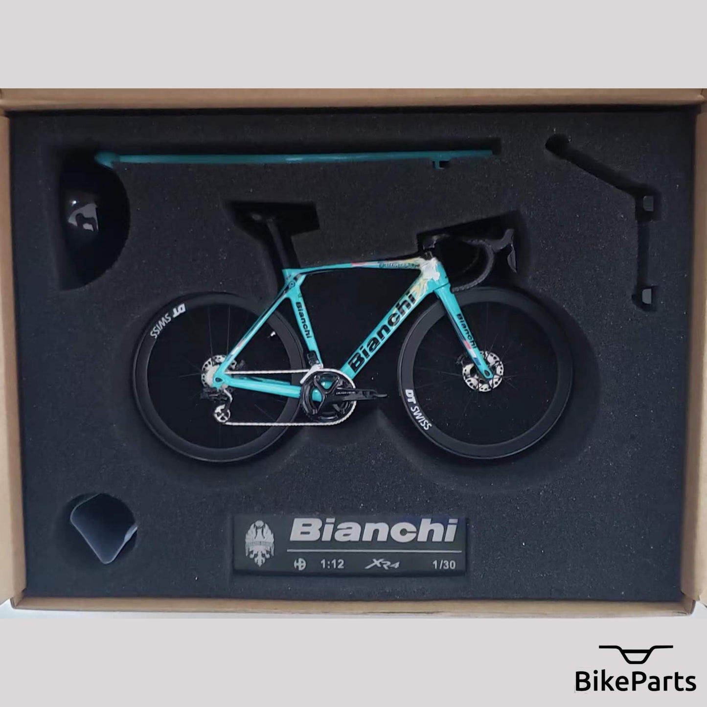 Bianchi Oltre XR4 Specialissima Miniatures Model 1:12 Roadbike | Scale Model | Custom-Made Ultra Realistic