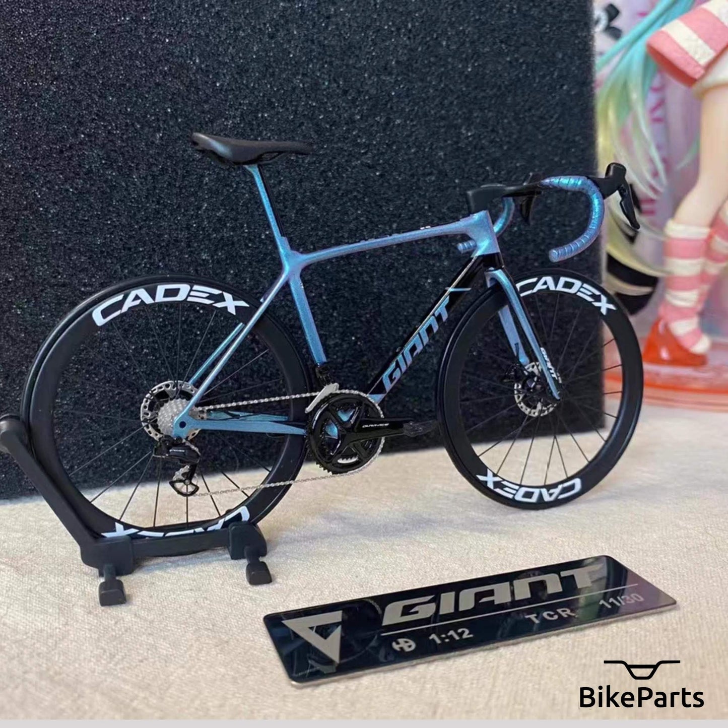 Giant TCR Advanced SL Disc Miniatures Modello 1:12 Bici da strada | Regalo Sunweb per il tuo compagno o te stesso | Modello in scala I ultra realistico su misura