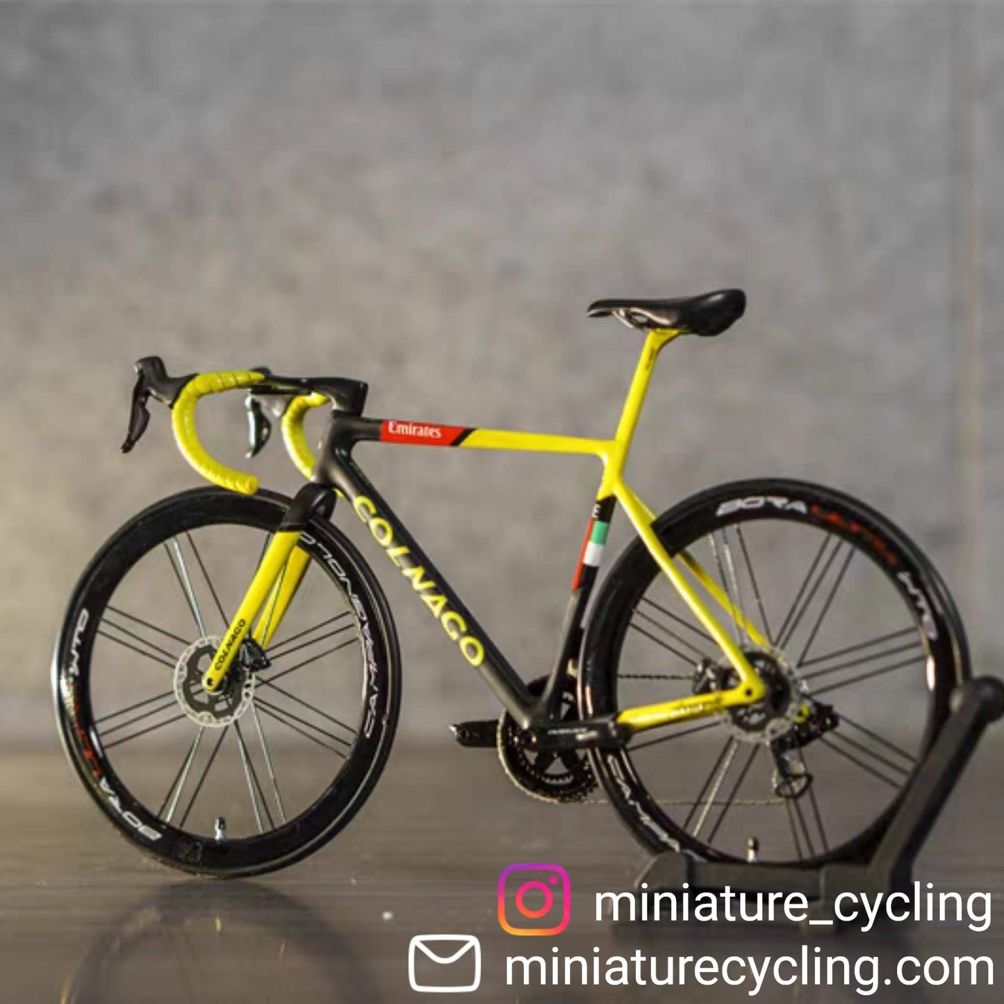 Colnago V3RS 미니어처 모델 1:12 매우 사실적 | Pogacar TDF 2022 UAE