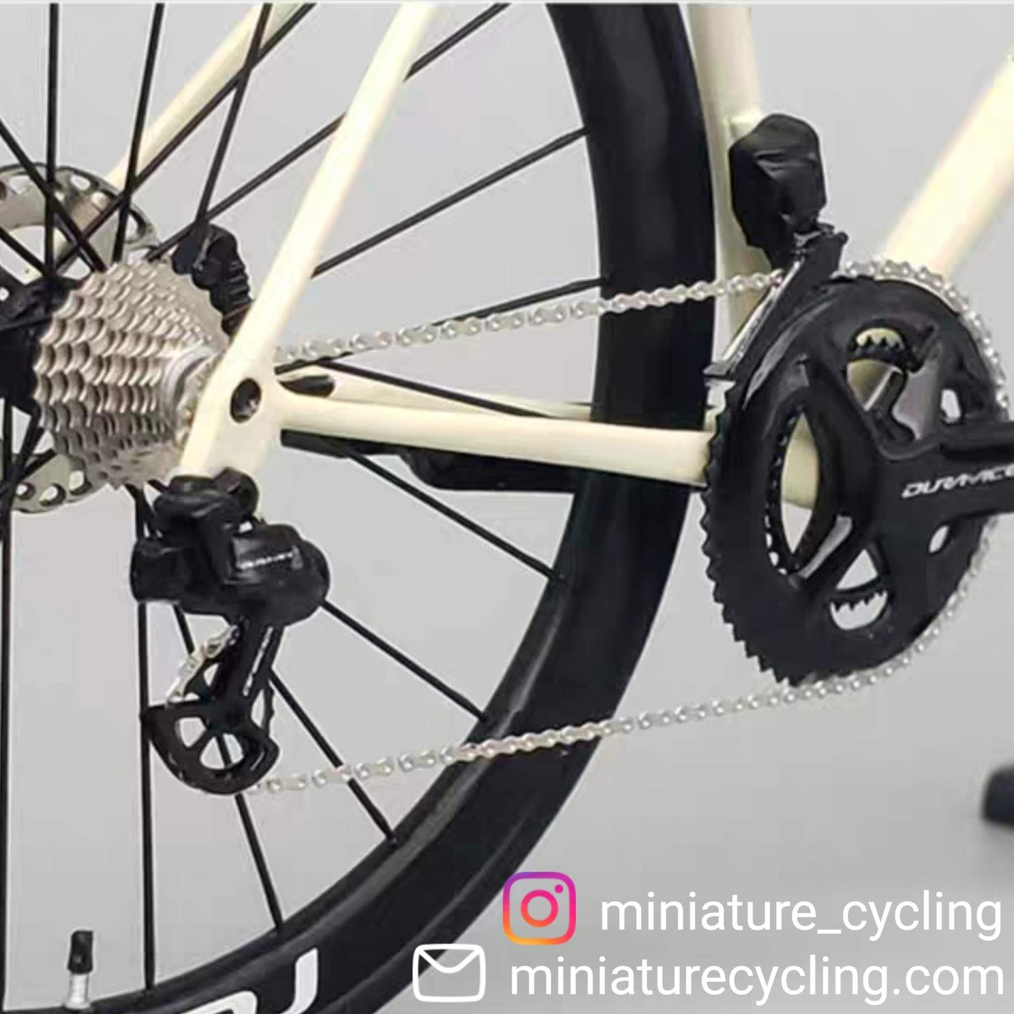 Colnago V3RS Miniaturmodell 1:12 Ultrarealistisch | Pogacar TDF 2022 VAE