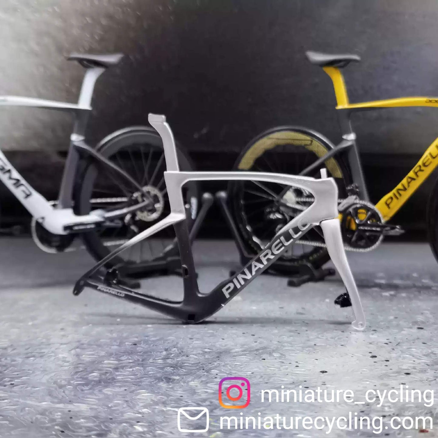 Pinarello Dogma FX F12 F10 F8 Modèle miniature 1:12 Vélo de route | Cadeau pour votre compagnon ou vous-même | Modèle réduit | Modèle miniature sur mesure