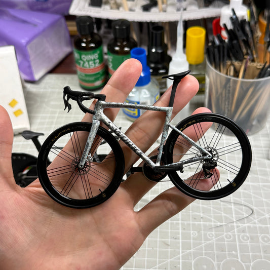 Specialized Tarmac SL8 Gloss Dove Grey Silver Dust Blurred Impasto Miniatures Model 1:12 Compilation | Sworks Roadbike | Scale Models