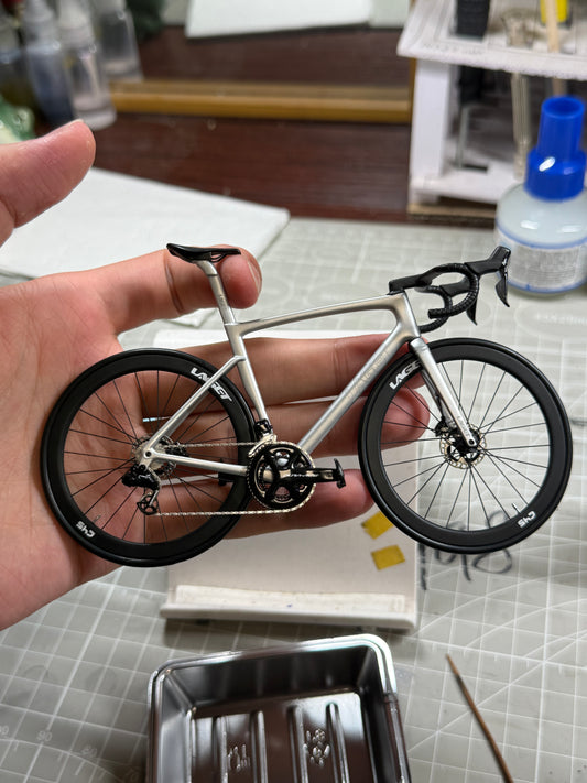 Laget Pioneer One | 1:12 Ultra Realistic scale model