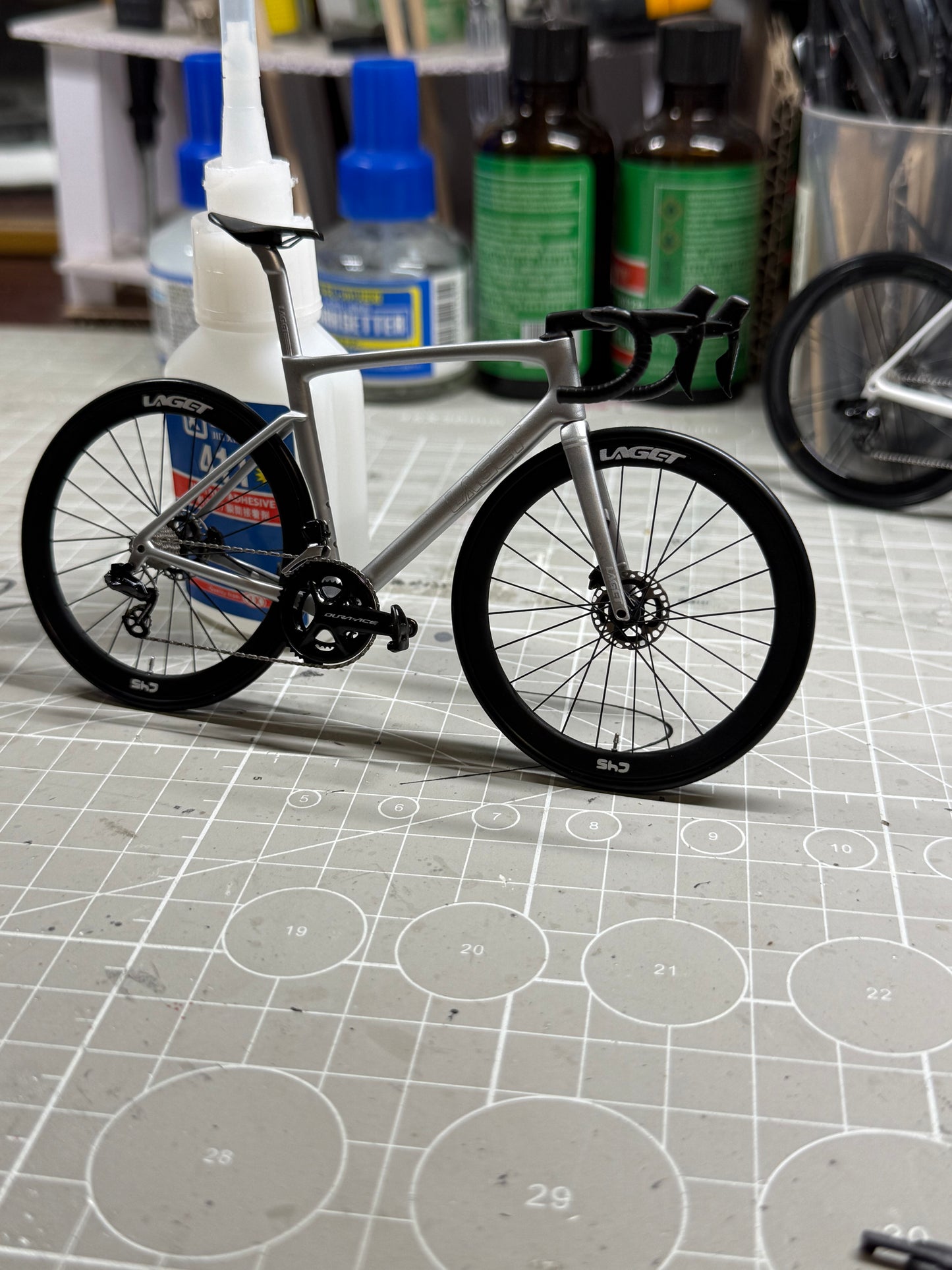 Laget Pioneer One | 1:12 Ultra Realistic scale model