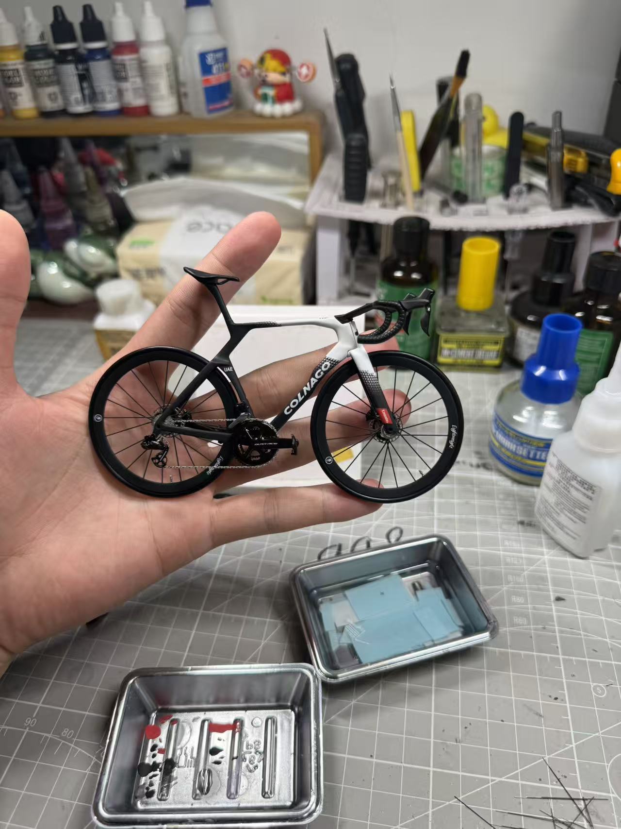 Bianchi Oltre XR4 Specialissima 미니어처 모델 1:12 로드바이크 | 친구나 자신을 위한 선물 | 스케일 모델 | 맞춤형 초현실적