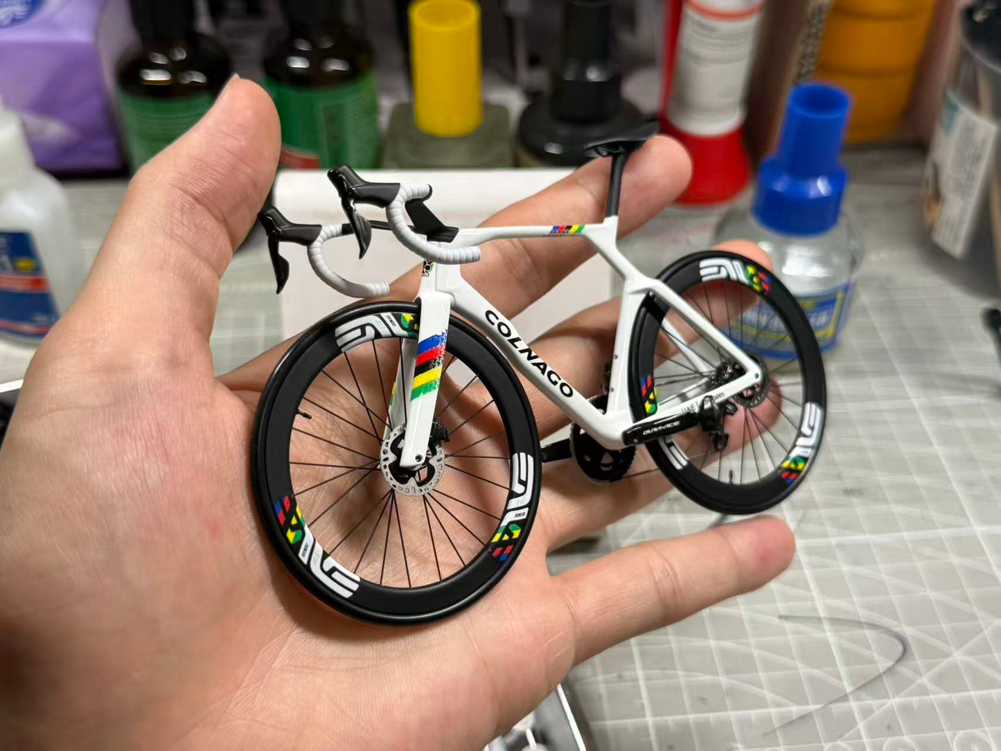 Bianchi Oltre XR4 Specialissima 미니어처 모델 1:12 로드바이크 | 친구나 자신을 위한 선물 | 스케일 모델 | 맞춤형 초현실적