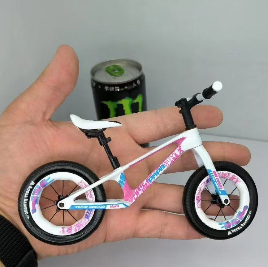 ミニチュアサイクリング |超リアルなカスタム手作りロードバイクモデル