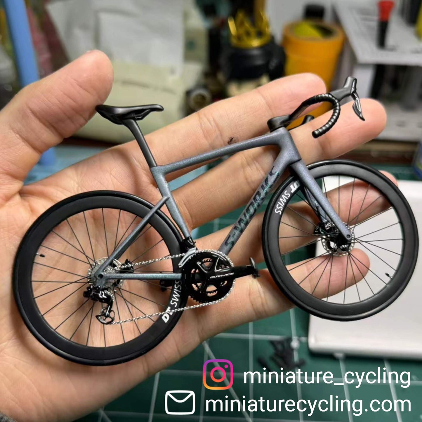 Specialized Miniatures Model 1:12 Sworks SL7 SL8 Venge Aethos Roadbike | Present till din kompis eller dig själv Skalmodell